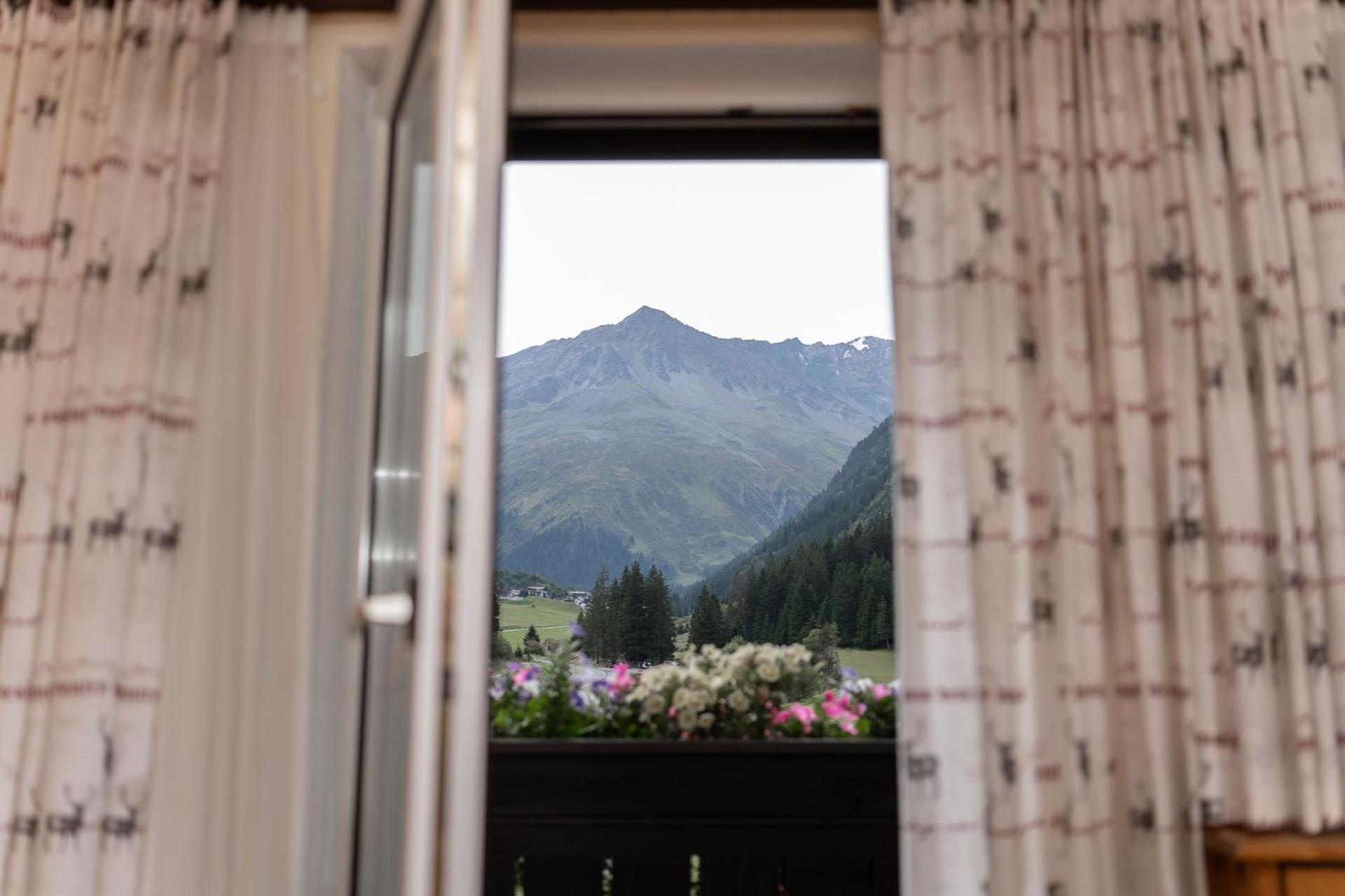 Haus Margret Bed & Breakfast Sankt Leonhard im Pitztal Exterior photo